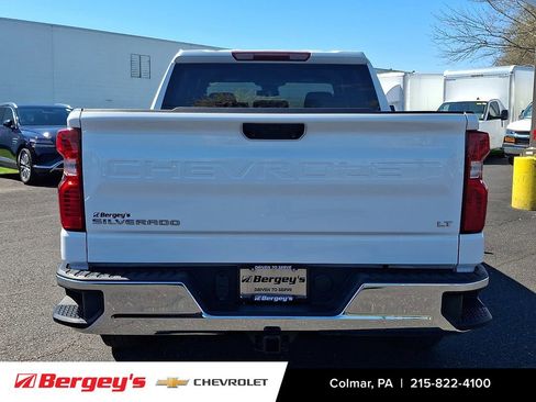 Used 2025 Chevrolet Silverado 1500 LT image 6