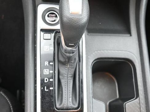 Used 2024 Nissan Sentra SV FWD image 28