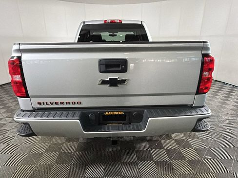 Used 2018 Chevrolet Silverado 1500 LT w/ Redline Edition AWD/4WD image 4