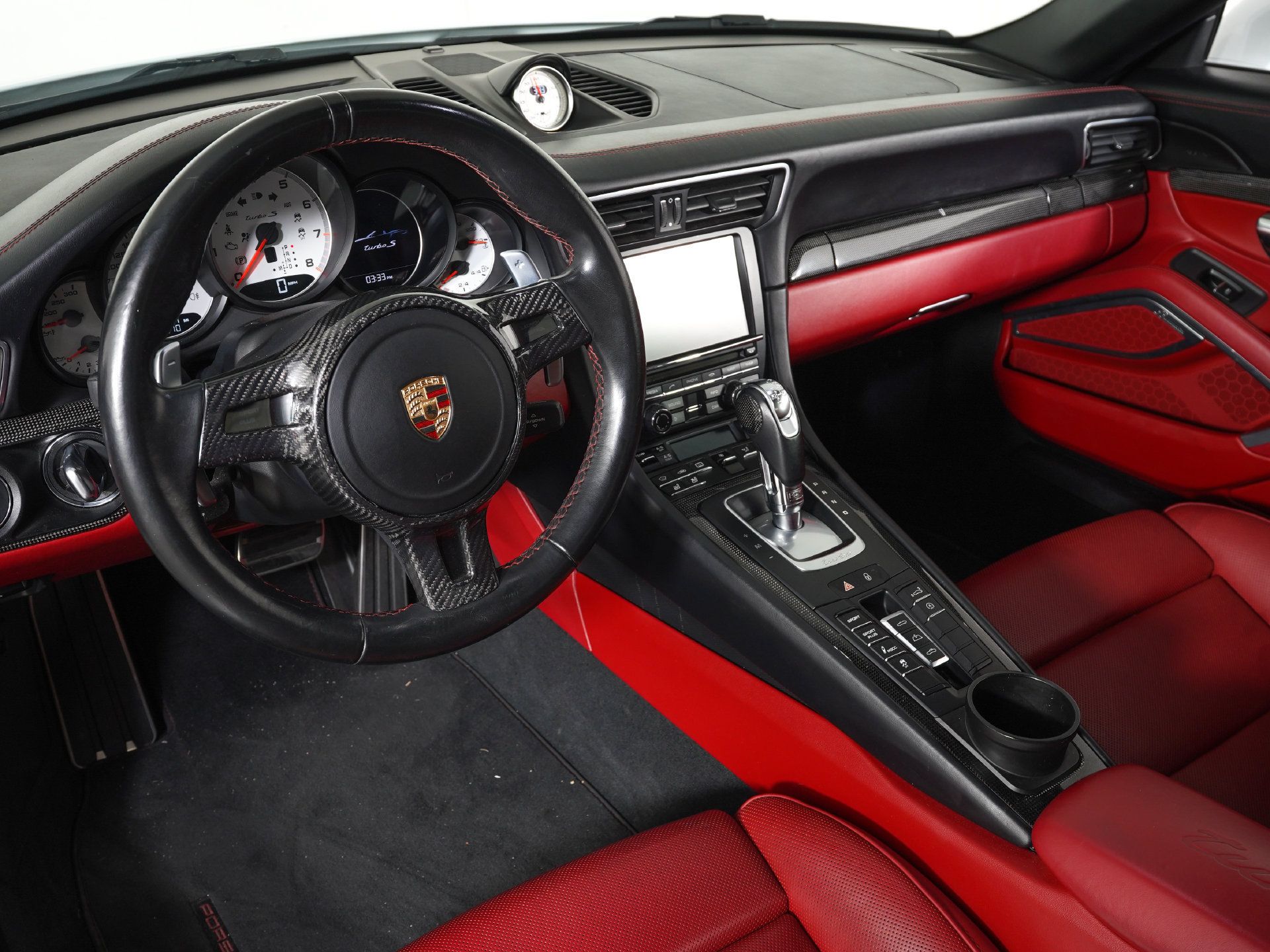 Used 2015 Porsche 911 Turbo AWD/4WD image 17