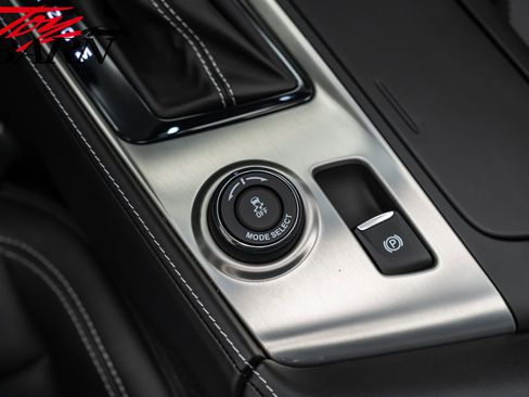 Used 2015 Chevrolet Corvette Z06 RWD image 49