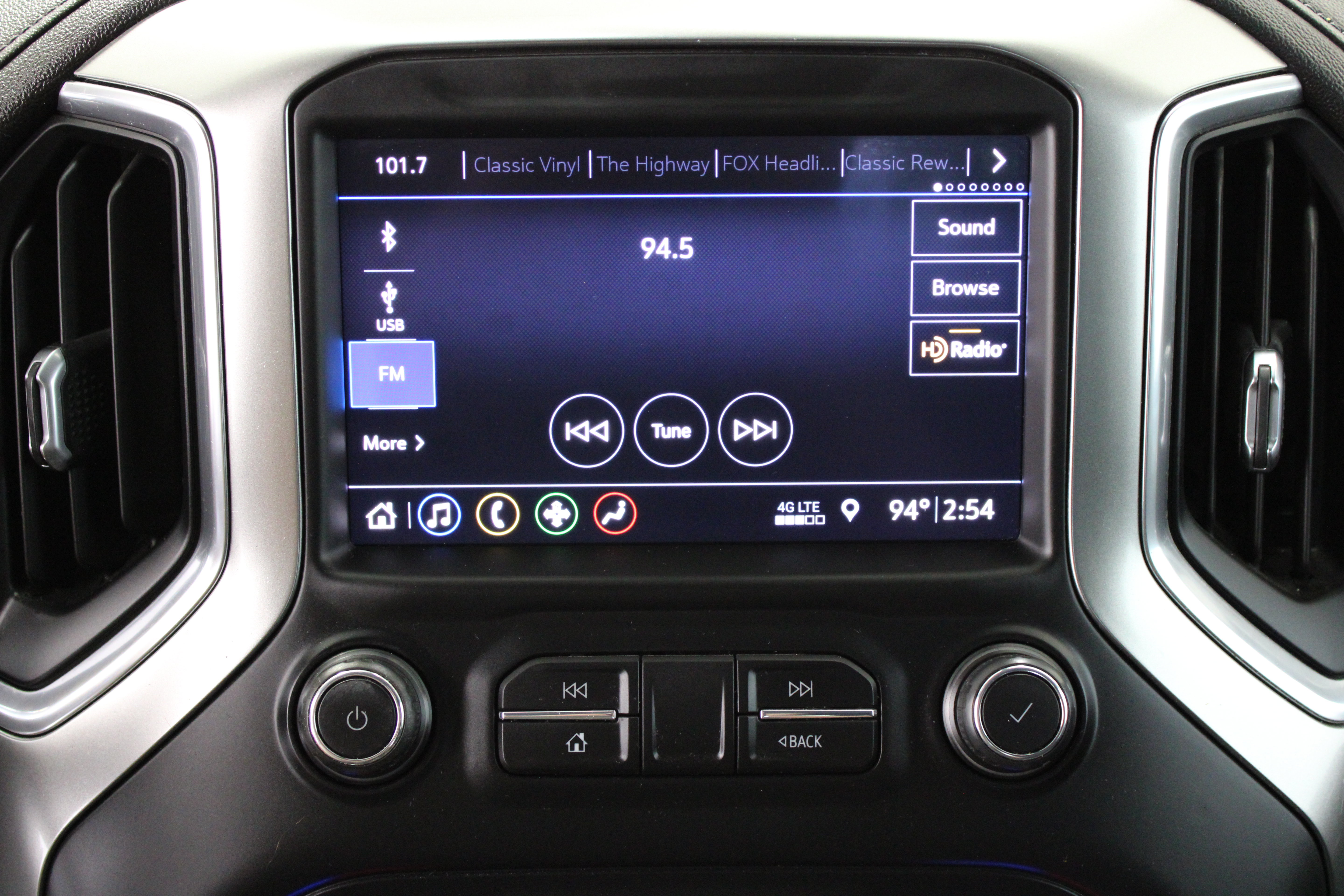 Used 2019 Chevrolet Silverado 1500 RST w/ All-Star Edition AWD/4WD image 21