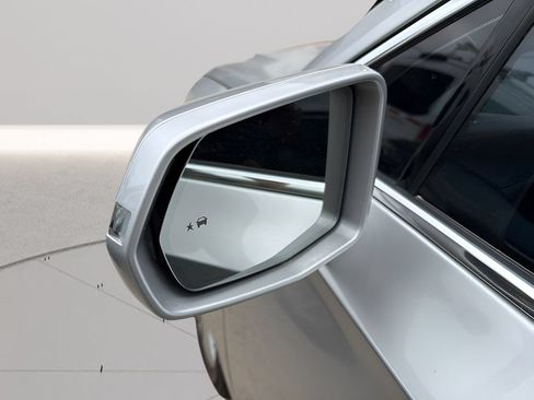 Used 2020 Cadillac XT6 Premium Luxury FWD image 10