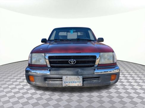 Used 2000 Toyota Tacoma 2WD Regular Cab image 8