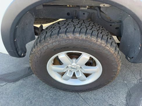 Used 2012 Nissan Titan SV AWD/4WD image 34