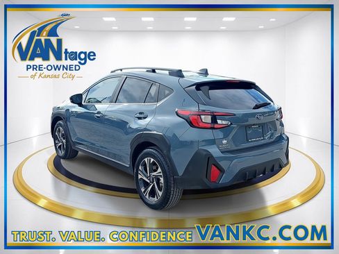 Certified 2025 Subaru Crosstrek 2.0i Premium image 9