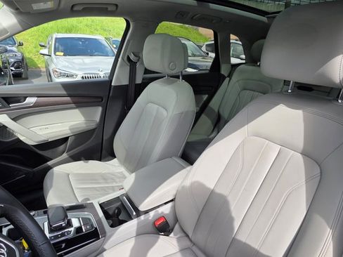 Used 2021 Audi Q5 2.0T Premium Plus w/ Premium Plus Package AWD/4WD image 10