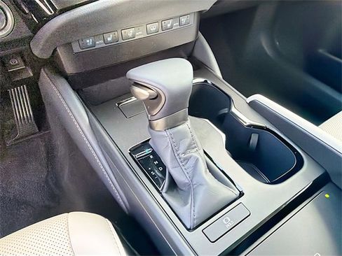 New 2025 Lexus ES 350 w/ Premium Package image 28