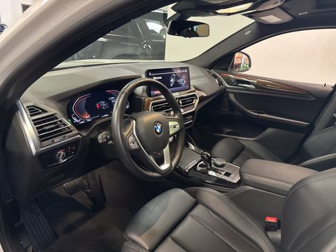 Used 2023 BMW X4 xDrive30i w/ Premium Package image 8