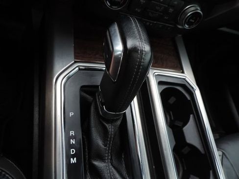 Used 2017 Ford F150 Platinum w/ Equipment Group 701A Luxury image 31