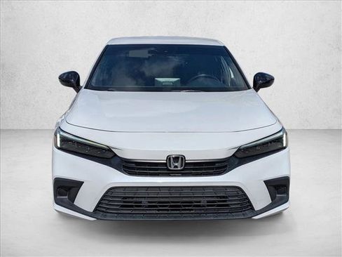 Used 2023 Honda Civic Sport image 2