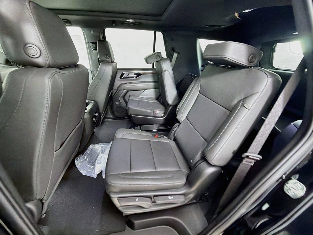 New 2026 Chevrolet Tahoe Z71 w/ Comfort Package AWD/4WD image 17