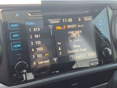 Used 2019 Toyota Tacoma TRD Off-Road AWD/4WD image 16