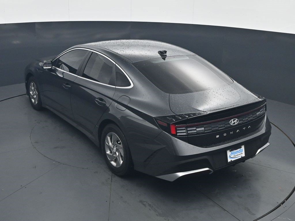 Used 2025 Hyundai Sonata SE FWD image 24