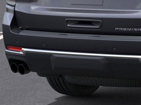 New 2026 Chevrolet Suburban Premier image 14