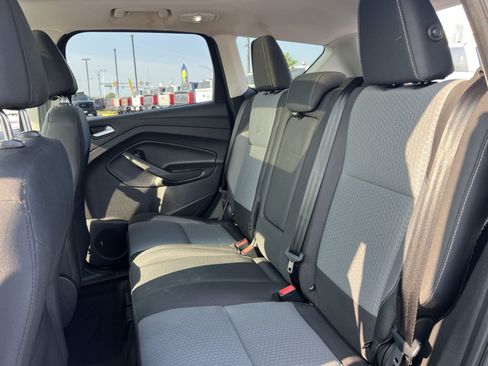 Used 2017 Ford Escape SE AWD/4WD image 32