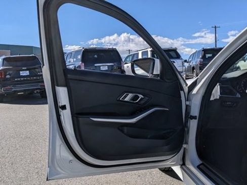 Used 2020 BMW 330i Sedan image 37