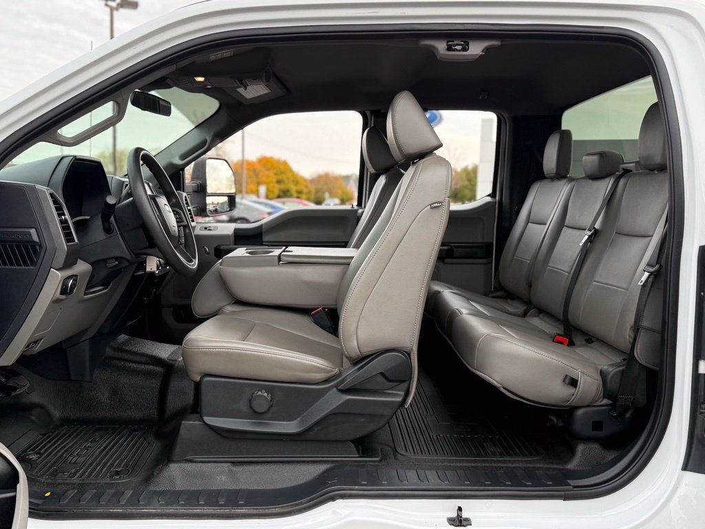Used 2022 Ford F250 XL w/ Power Equipment Group AWD/4WD image 11