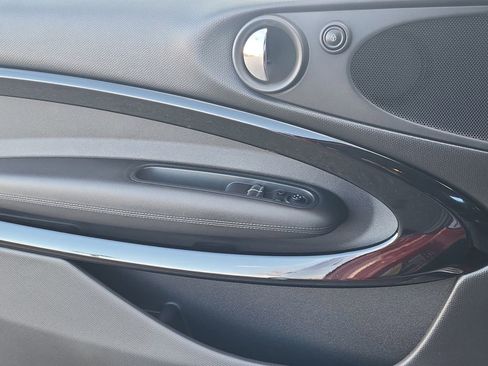 Used 2015 MINI Cooper Paceman S image 11