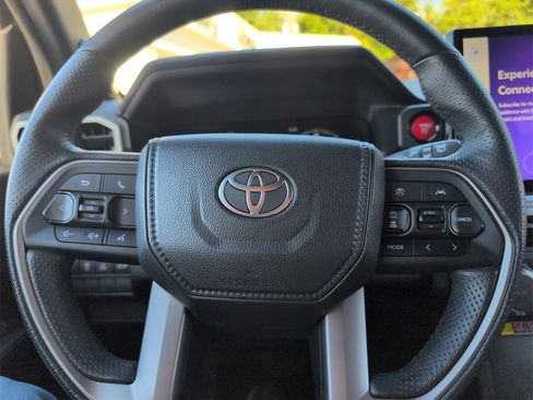 Used 2025 Toyota 4Runner TRD Off-Road Premium image 19