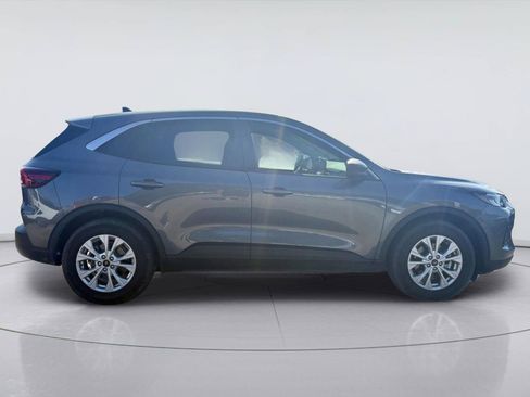 Used 2024 Ford Escape Active FWD image 2