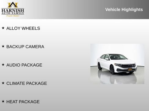 Certified 2024 Volkswagen Jetta SE w/ Panoramic Sunroof Package image 11