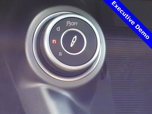 New 2025 Alfa Romeo Tonale Veloce w/ Premium Package image 22