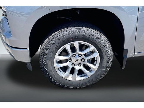 New 2026 Chevrolet Silverado 1500 RST w/ Z71 Off-Road Package AWD/4WD image 13