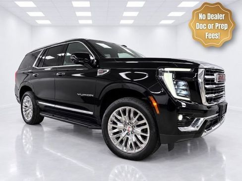 Used 2025 GMC Yukon Elevation w/ Elevation Premium Package AWD/4WD image 1