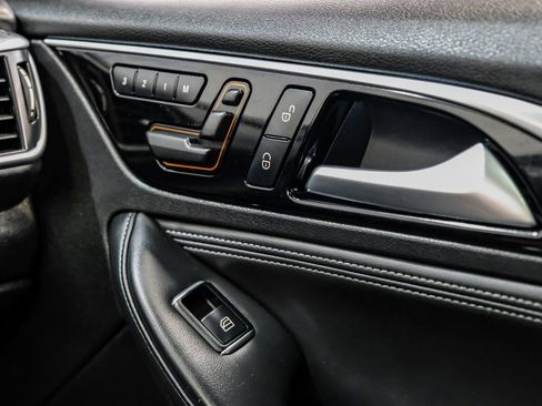 Used 2019 INFINITI QX30 Sport w/ Leather Package image 49