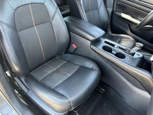 Used 2020 Nissan Altima 2.5 SR w/ Premium Package FWD image 11