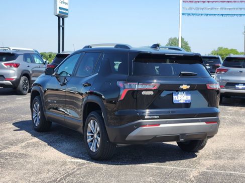 Used 2025 Chevrolet Equinox LT w/ Convenience Package II FWD image 5