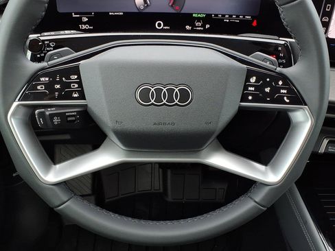 New 2026 Audi Q3 quattro 2.0T AWD/4WD image 25