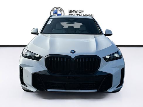 New 2026 BMW X5 xDrive50e w/ M Sport Package image 2