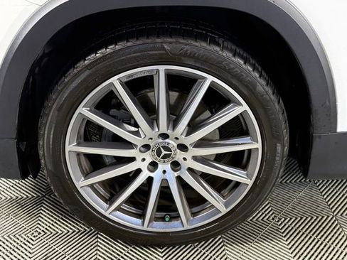 Used 2021 Mercedes-Benz GLB 250 image 16