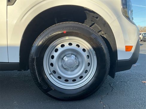 New 2025 Ford Maverick XL w/ Equipment Group 102A image 13