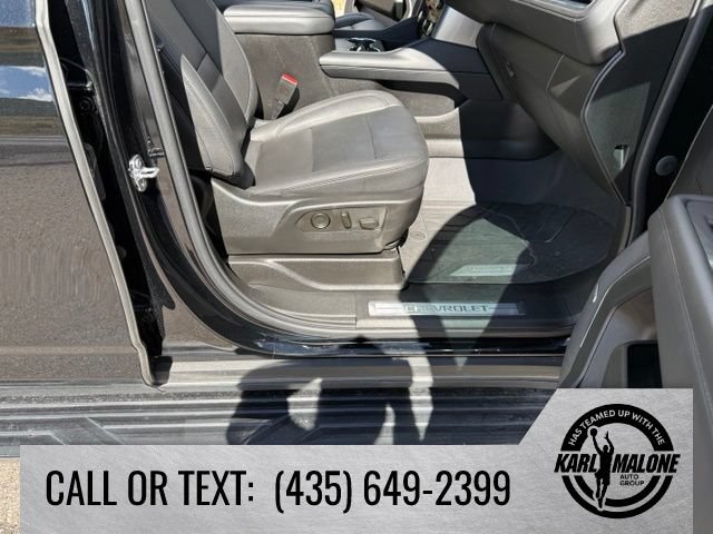 Used 2023 Chevrolet Tahoe LT w/ Luxury Package AWD/4WD image 41