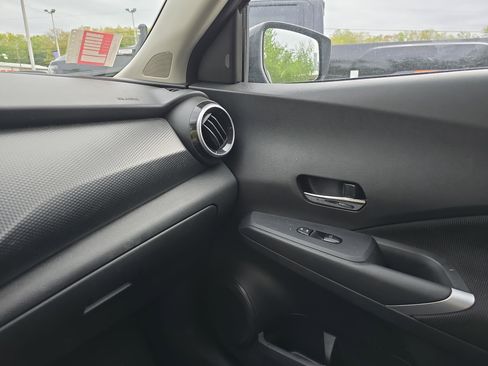 Used 2024 Nissan Kicks SV FWD image 24