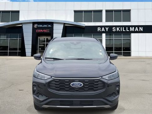 Used 2025 Ford Escape ST-Line Select AWD/4WD image 2