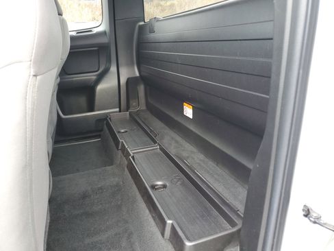 Used 2023 Toyota Tacoma SR image 29