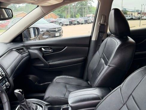 Used 2020 Nissan Rogue SL w/ Premium Package FWD image 14