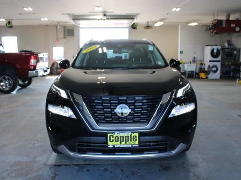 Used 2023 Nissan Rogue Platinum AWD/4WD image 2