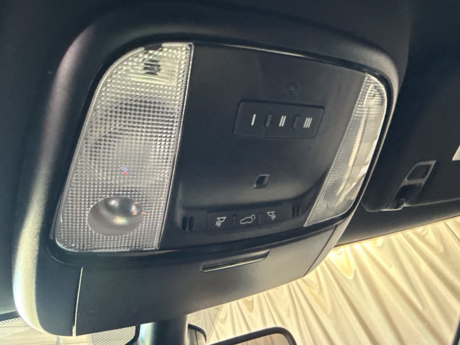 Used 2025 Dodge Durango GT AWD/4WD image 27