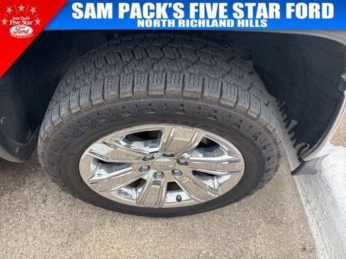 Used 2017 GMC Sierra 1500 SLT image 4