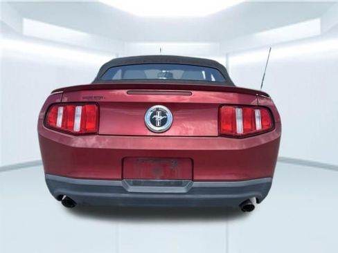 Used 2012 Ford Mustang Premium RWD image 7