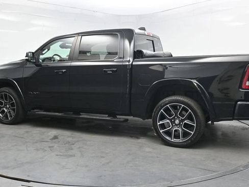 Used 2019 RAM 1500 Laramie AWD/4WD image 4