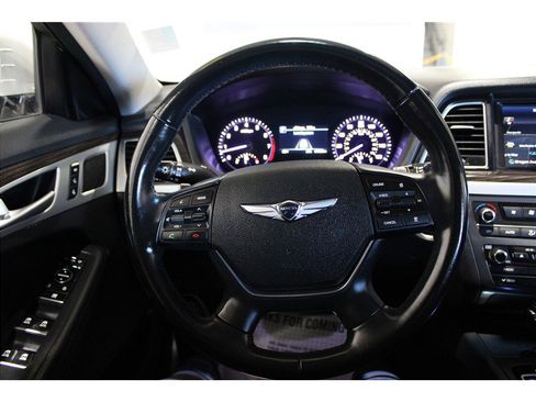 Used 2018 Genesis G80 3.8 image 33