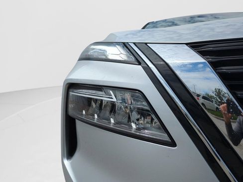Certified 2023 Nissan Rogue SV AWD/4WD image 17