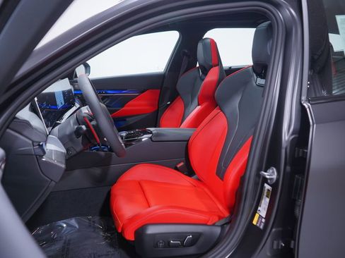 New 2026 BMW M5 Touring image 7