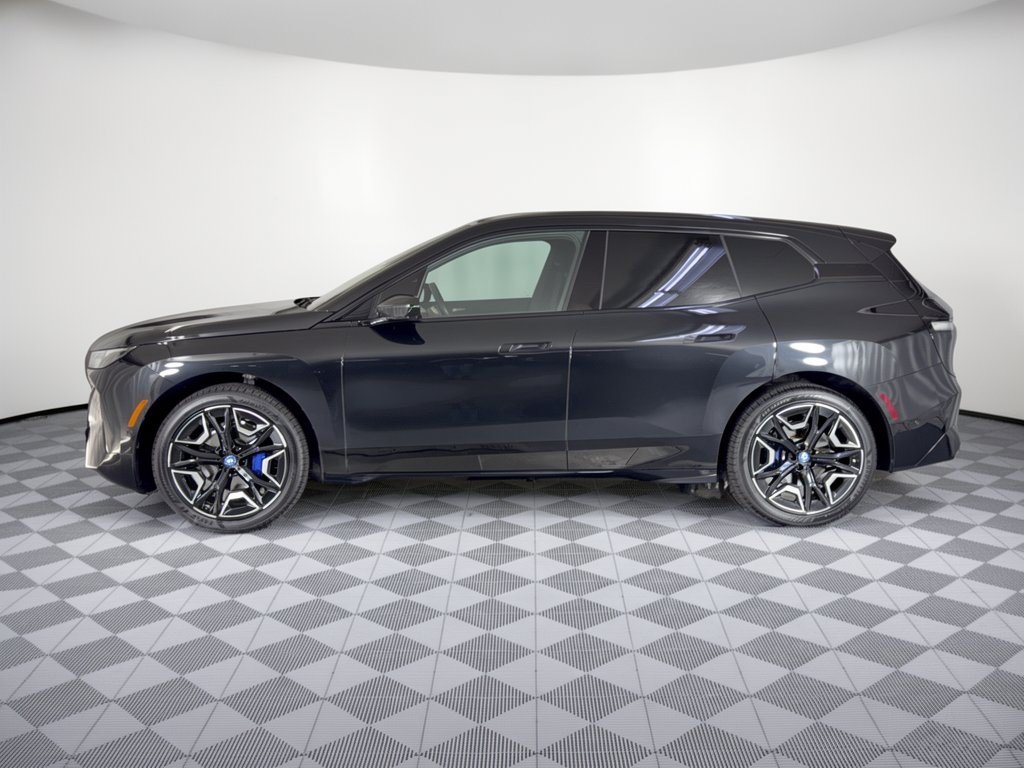 Certified 2024 BMW iX xDrive50 w/ Premium Package AWD/4WD image 2